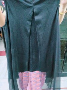 Women&#39;s Black Sleeveless Top 🖤