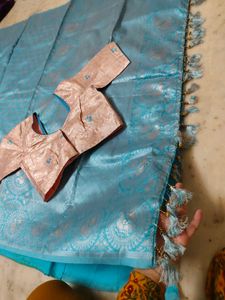 beautiful saree with blouse 🥶