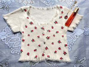 Aesthetic Rose Printed🌹lace Crop Top