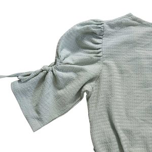 Light green Top size L