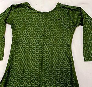 Festive Green Lace Kurti – Ethnic Elegance