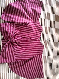 🎀Striped Knot-Front Top🎀