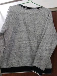 Paris Graphic Sweatshirt