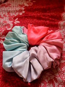 Pastel Colorblock Scrunchie