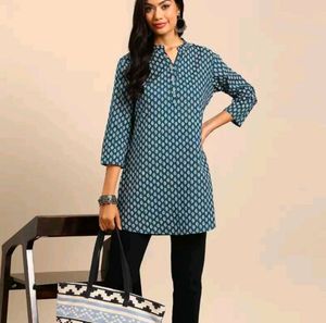 Sangria Navy Blue Printed Kurti (XS/S)