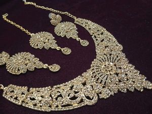 Elegant Necklace Set