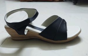 Urban Woods Black Strap Heel Sandals