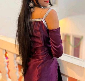 Elegant Vine Colour Kurta Set