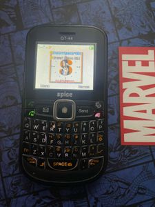 Vintage Spice QT-44 Dual SIM QWERTY Phone