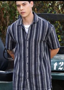 Roadster Lifestyle Co. Spread Collar ShortSleeve