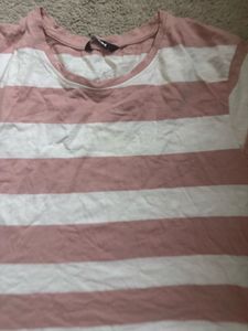 Striped crop top! 💗