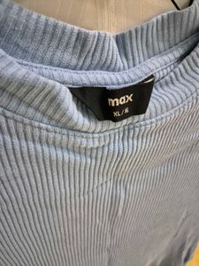 Cute Blue Ribbed Tee