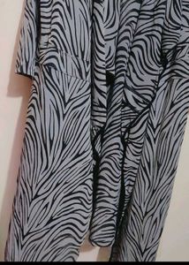 Grey Printed Shrug For Girl Or Woman 38 Bust