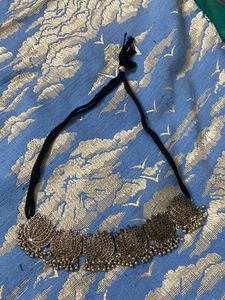 Brand new choker