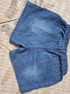 Shorts for lil doll