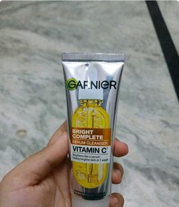 Garnier Vitamin C Serum facewash &amp; SPF50 Sunscreen