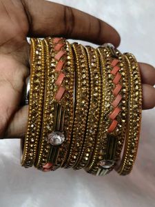 Sparkling Gold Bangle Set