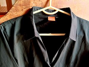 black shirt for womens