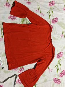 Globus red Bell Sleeves Top