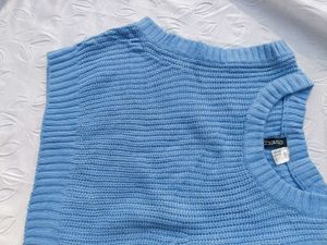 H&amp;M Blue Knitted Vest