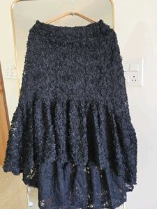 Chic Asymmetrical Lace &amp; Shaggy Skirt