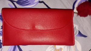 2 Side Pokets And Andr Bhi 3 Poket H. Handbag