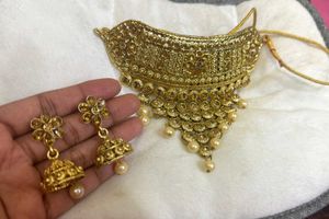 Gold-Toned Choker &amp; Earring Set