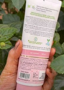 Mamaearth Multani Mitti Face Wash