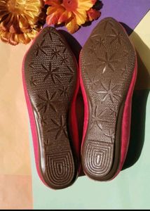 Attractive Woman&#39;s Pink Bellie 👠👠