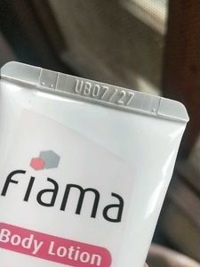 Fiama Travel Kit &amp; Soap, Mini Bath &amp; Body Combo