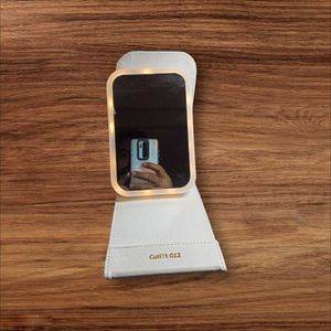 Portable Lighted Makeup Mirror