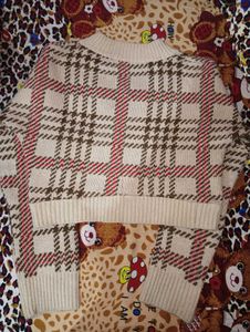 Houndstooth V-Neck Cropped Sweater