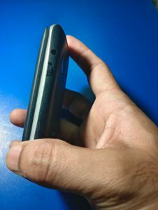 Royale Flip Mobile Phone{ display not working}