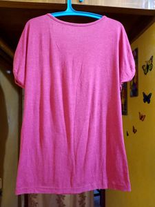Pink feather print T-shirt