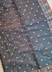 Embroidered shiner sheded saree