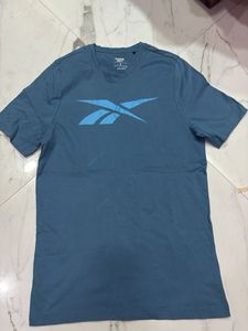 Reebok Men&#39;s Graphic T-Shirt