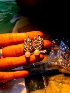 Pearl Leaf Earrings