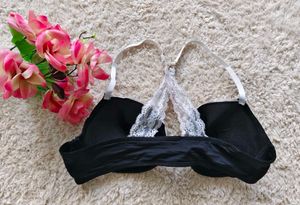 Lace Detail Set