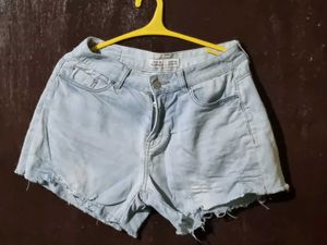 Short Denim Jeans