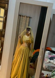 Big Flaired Full Sleeve Backless Lehnga💛💐