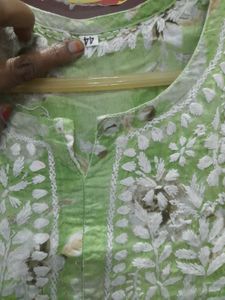 Green Floral Embroidered Kurti