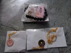 Pack Of 6 Bracelet And Pendant Combo
