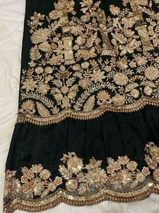 Elegant Green &amp; Gold Embroidered Outfit Pakistani