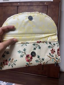 Embroidery Wallet!!