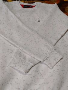 CK White Pullover