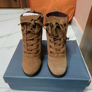 Heeled Boots