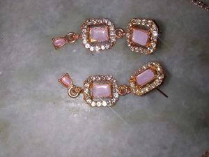 Elegant Necklace &amp; Earring Set