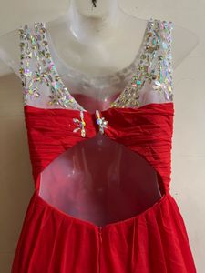 Pintrest Padded Balloon Red Designer Gown🥰💗