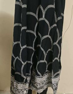 Chic Black &amp; White Sundress