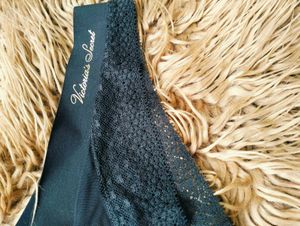Victoria&#39;s Secret Smoothing Shimer Lace-Trim Thong